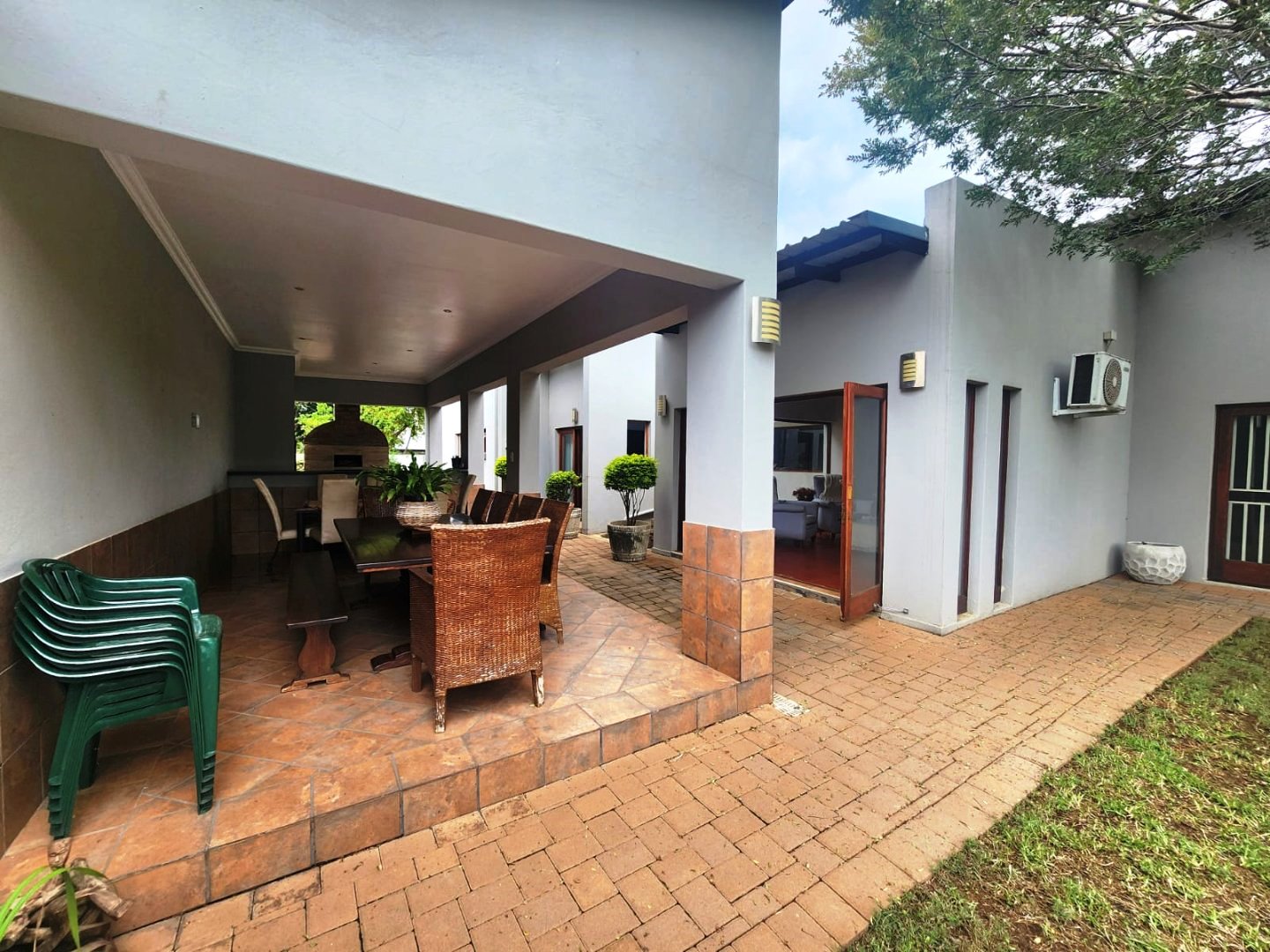 Stylish four bedroom house for sale in ZCE