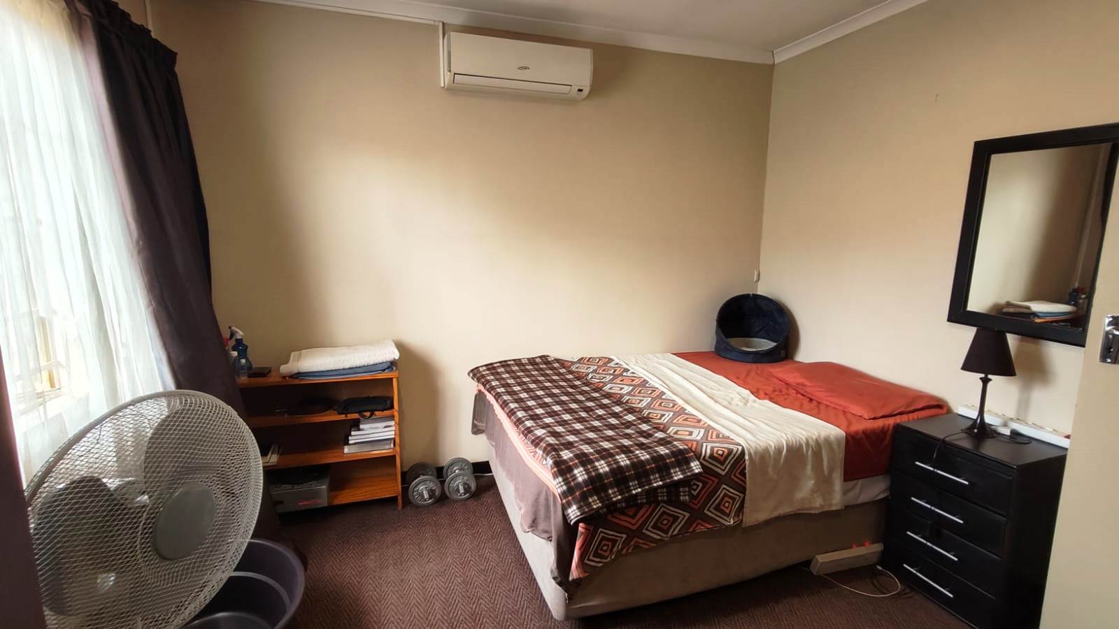 Corner stand two bedroom for sale in Annlin