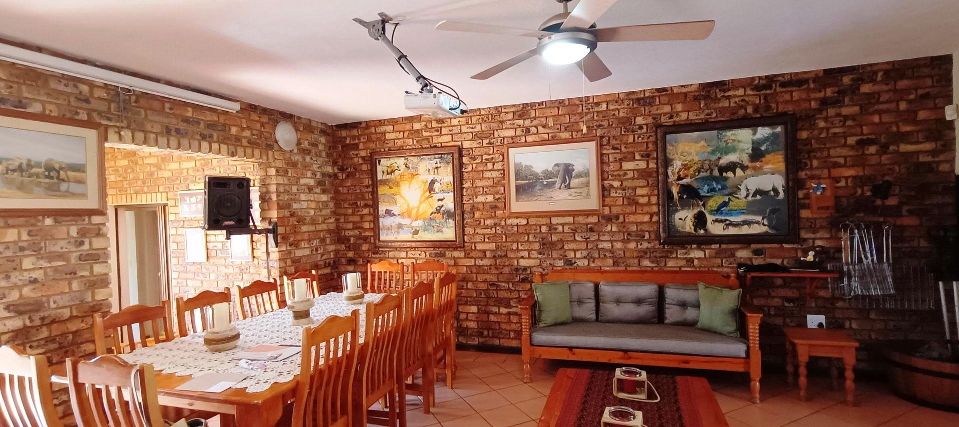 Five bedroom house with granny flat for sale