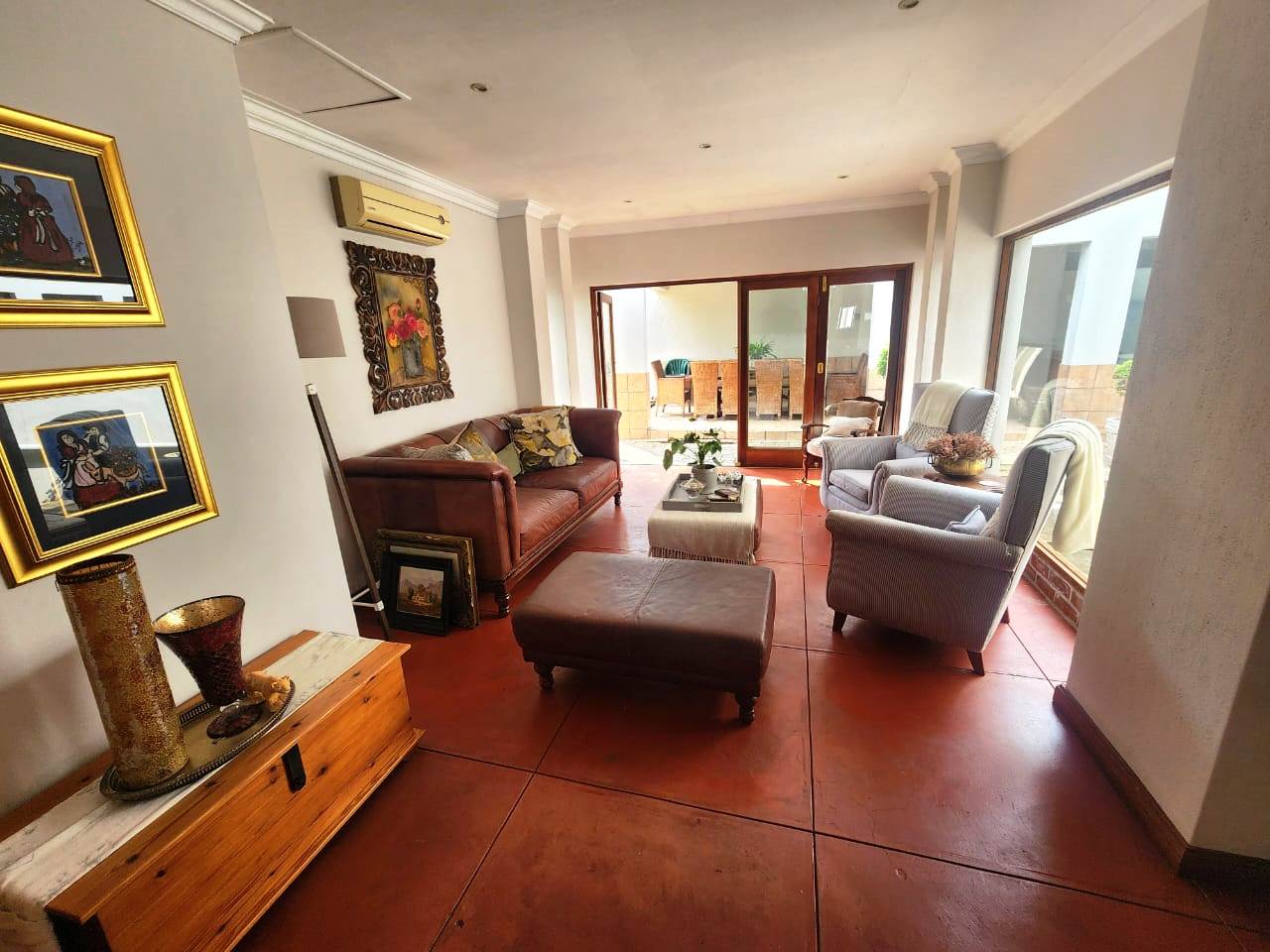 Stylish four bedroom house for sale in ZCE