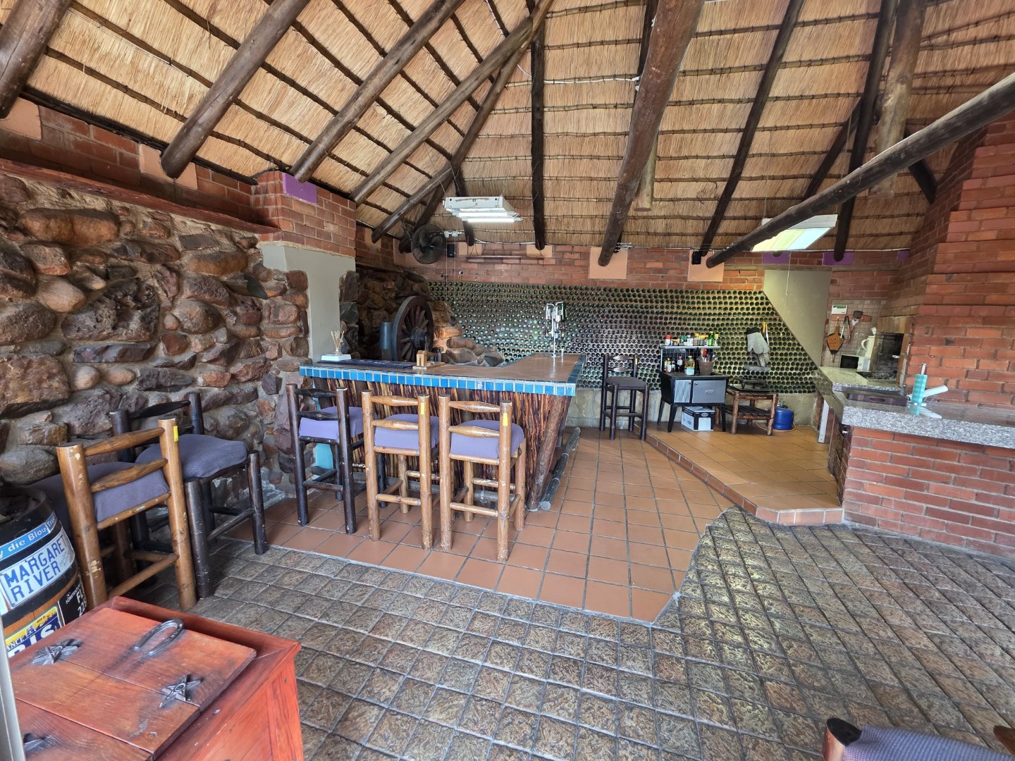 Three bedroom house for sale in Sinoville