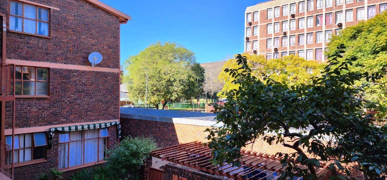 One and a half bedroom apartment for sale