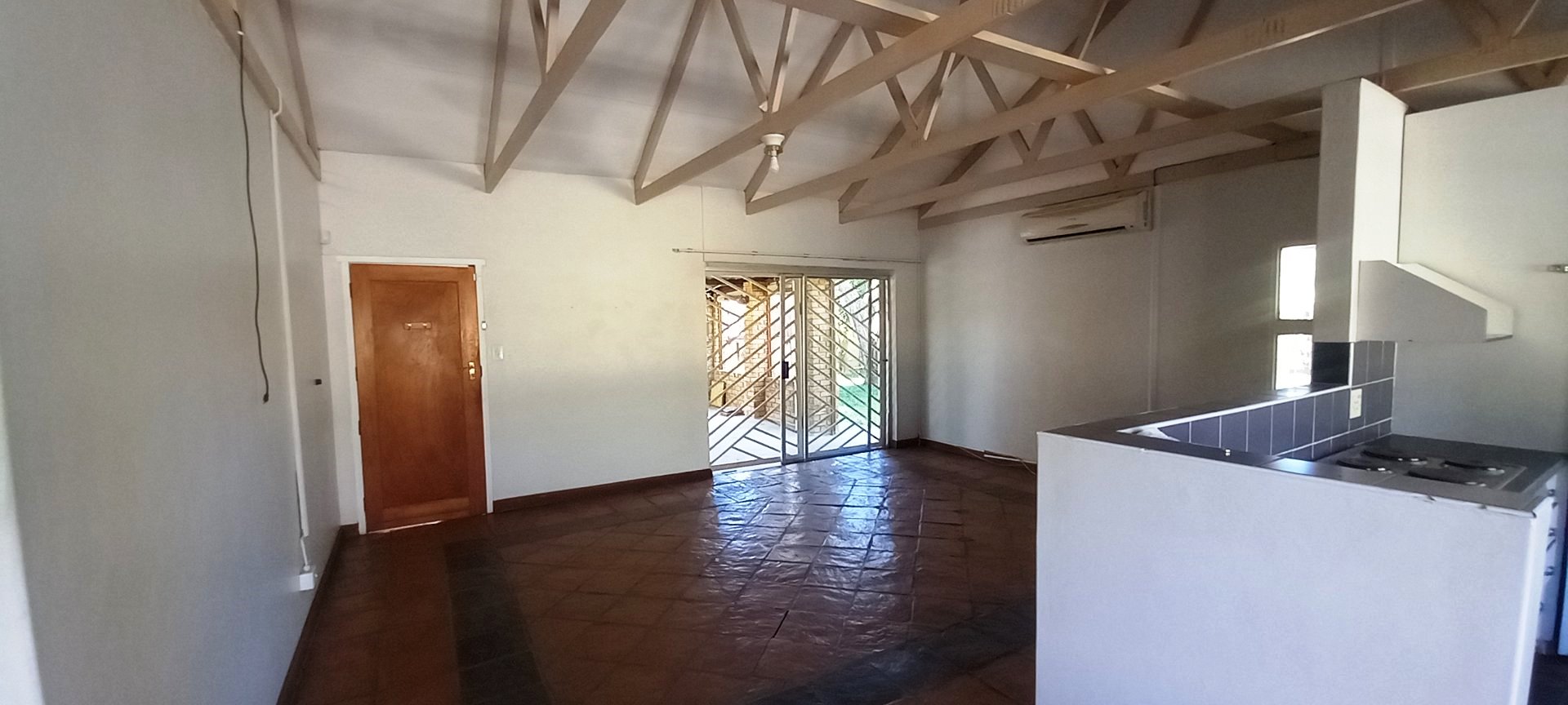 Three bedroom for sale in old Doornpoort