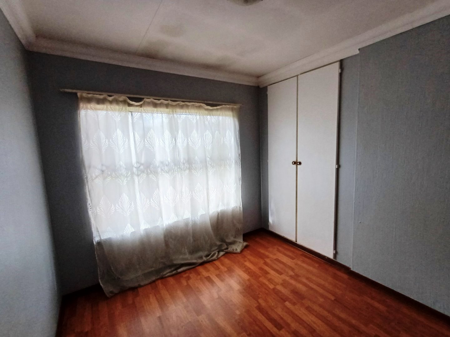 Three bedroom with loft and borehole for sale