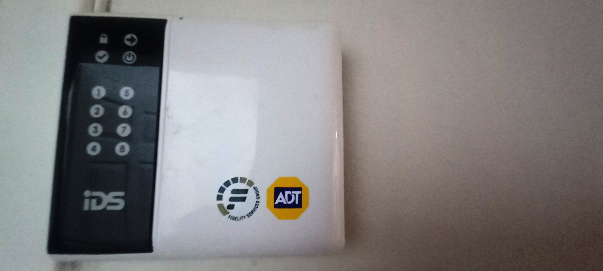 Three bedroom for sale in old Doornpoort