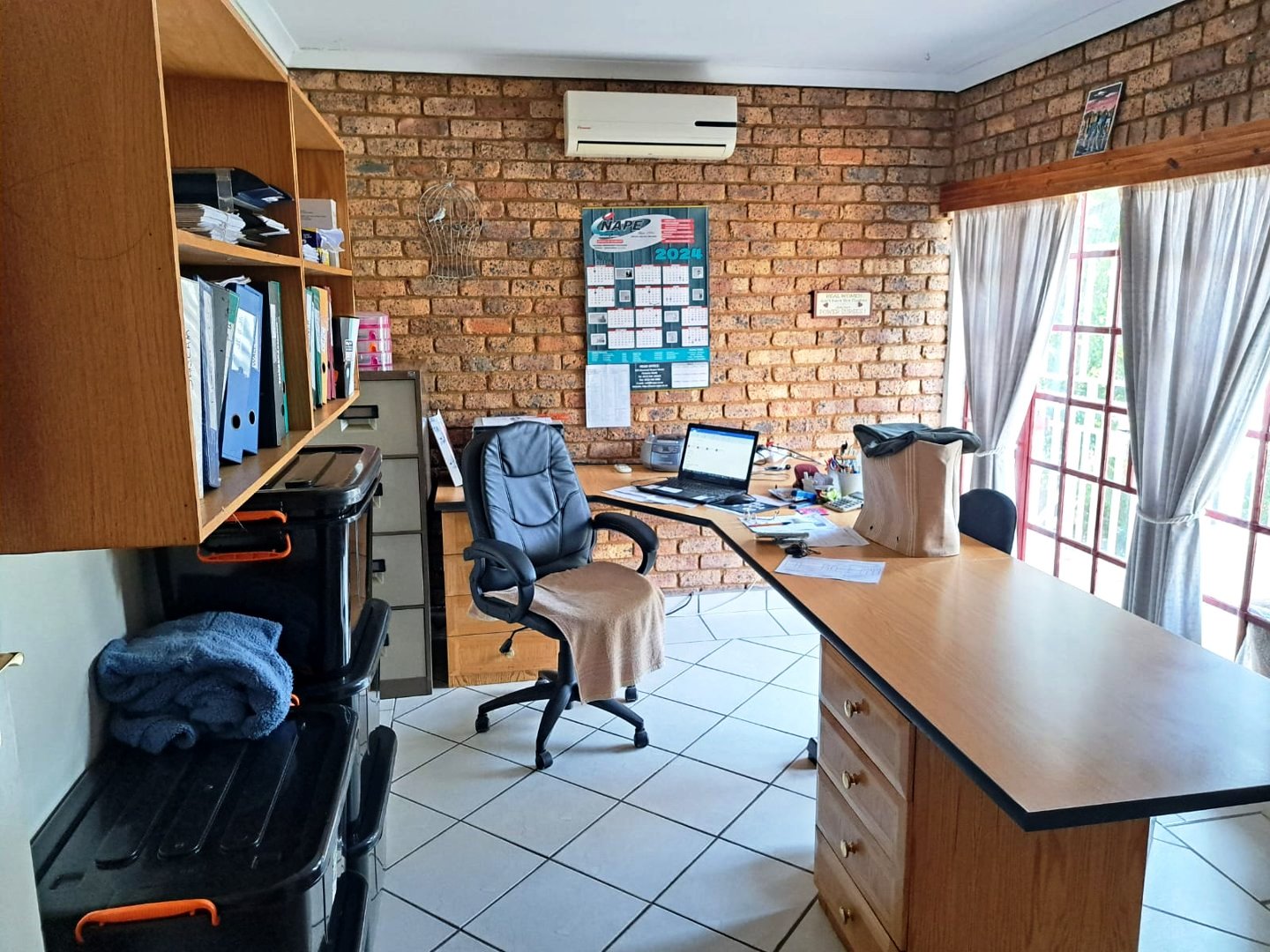 Four bedroom house for sale in Montana Park