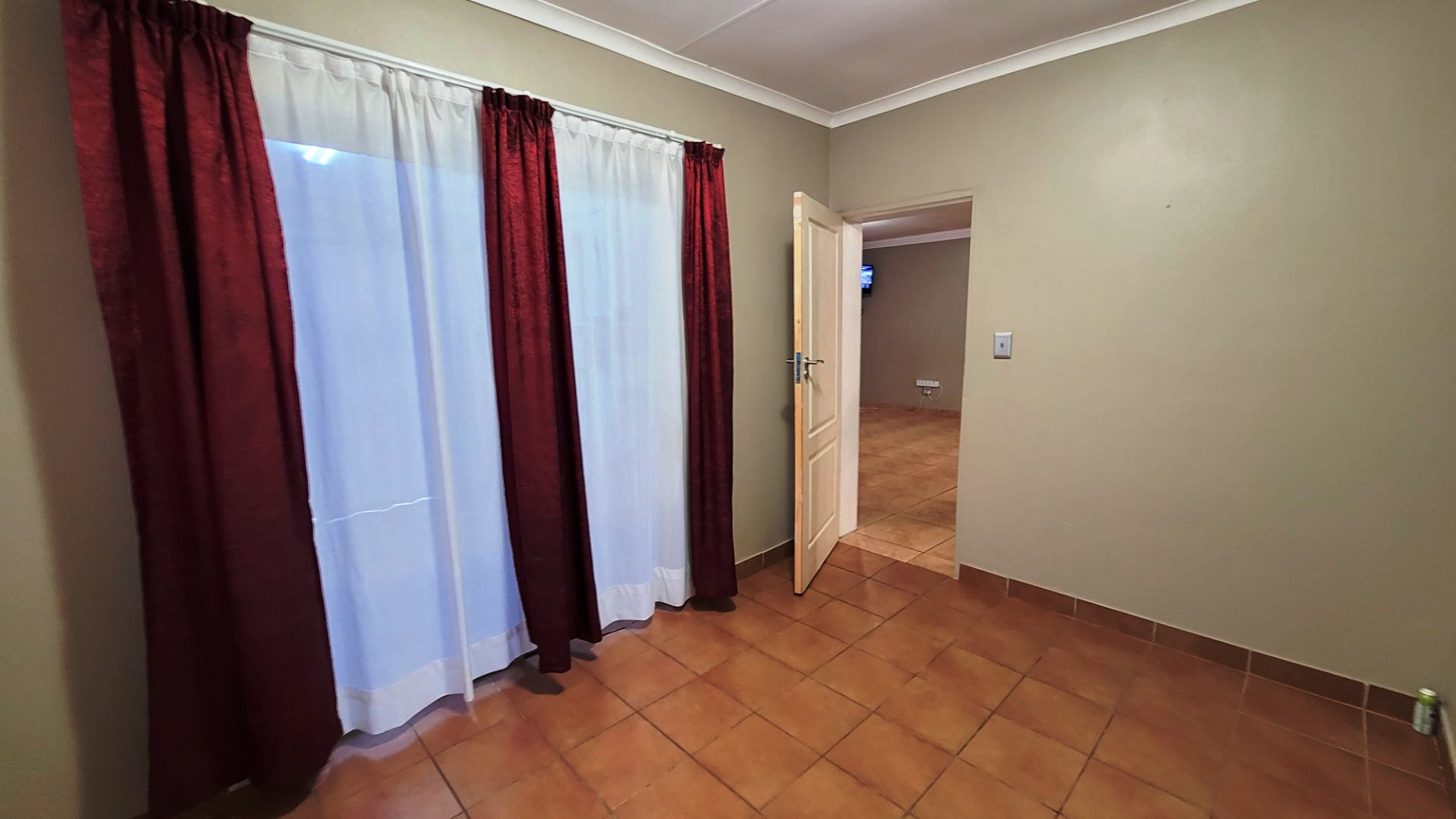 Three bedroom with study for sale in Doornpoort