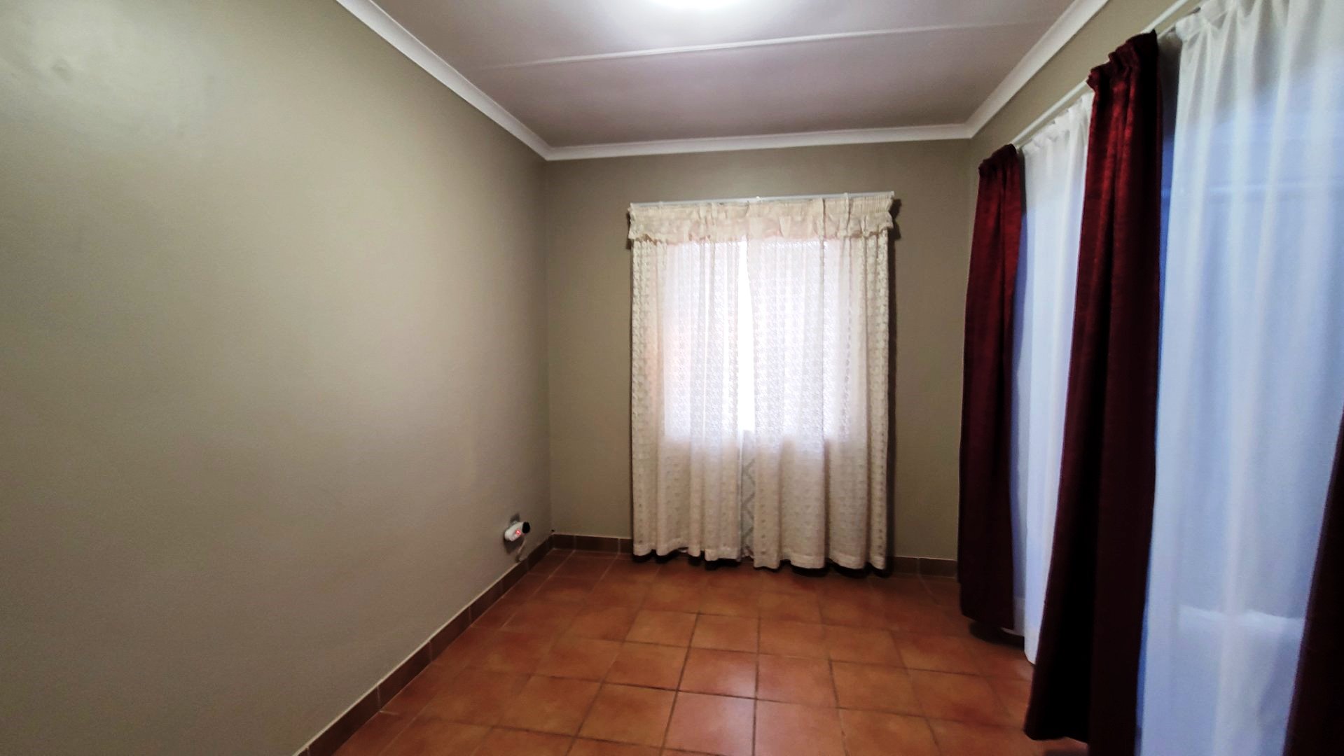 Three bedroom with study for sale in Doornpoort