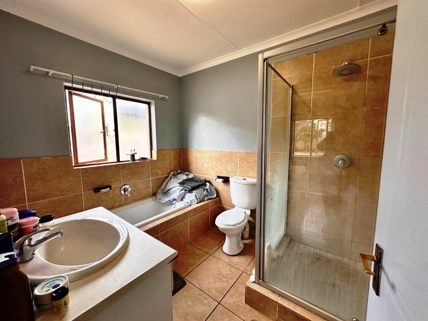 Two bedroom in Morgenhof golf estate for sale