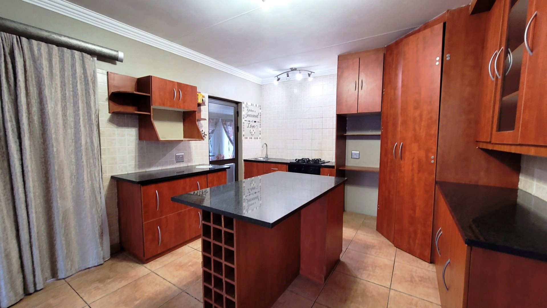 Three bedroom with study for sale in Doornpoort