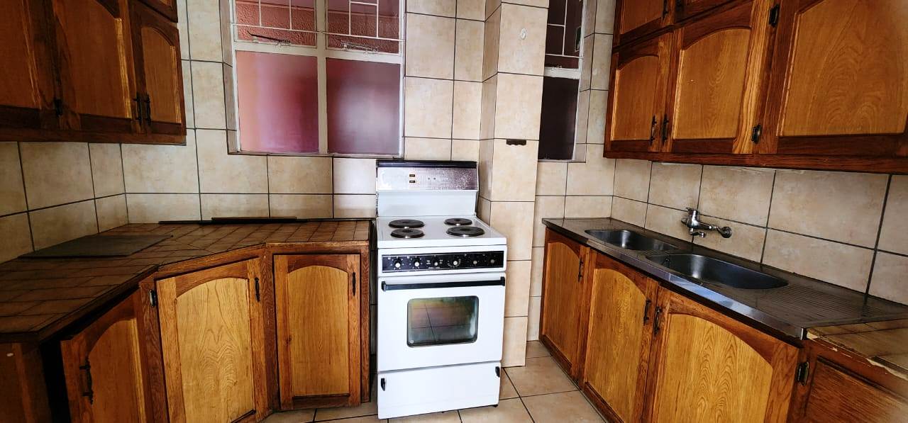 One and a half bedroom apartment for sale