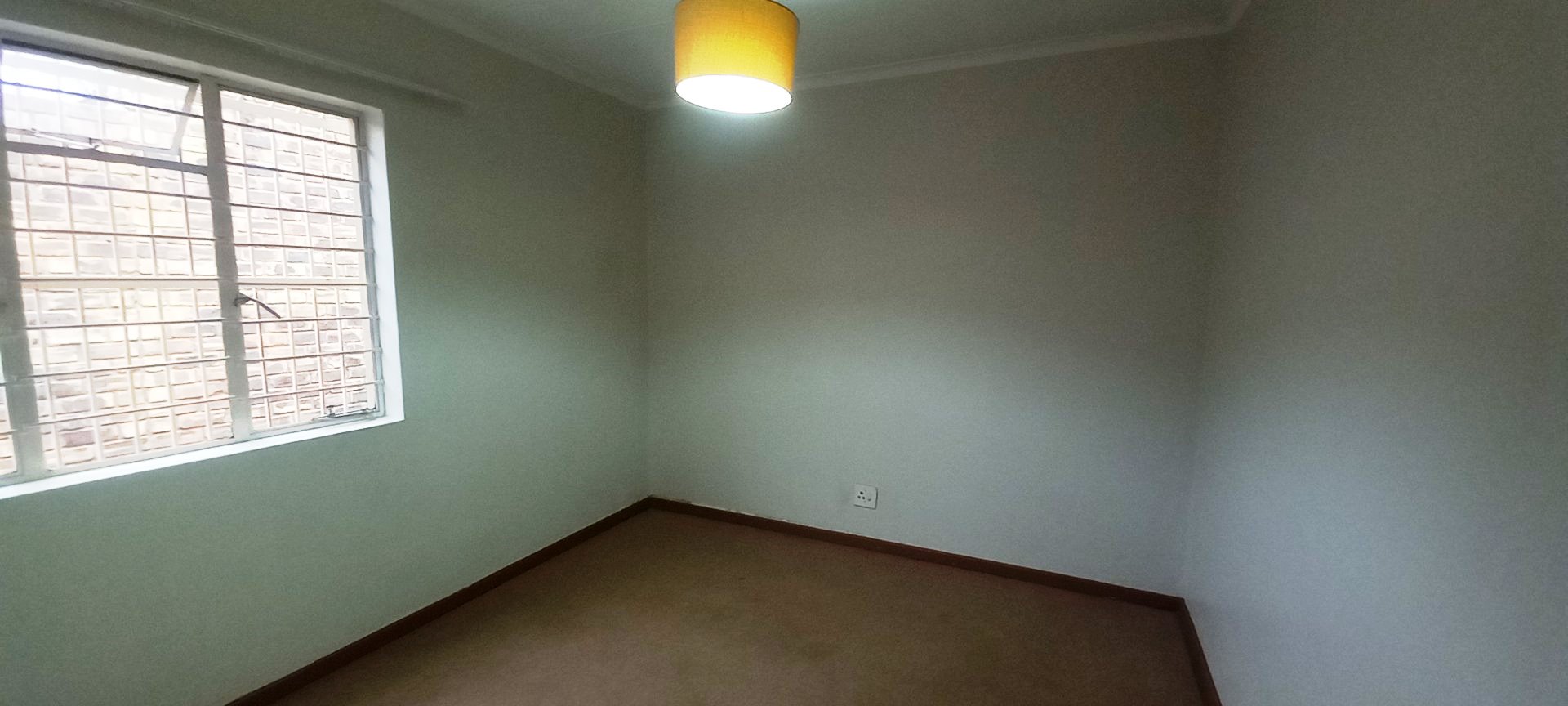 Three bedroom for sale in old Doornpoort