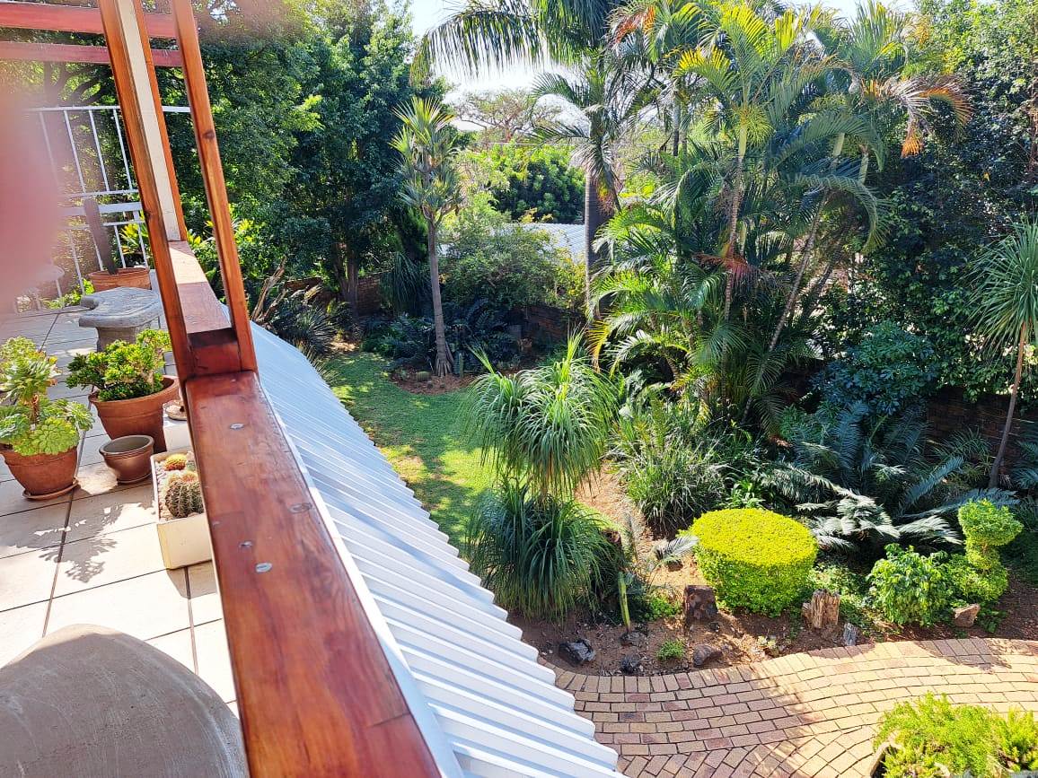 Four bedroom house for sale in Montana Park