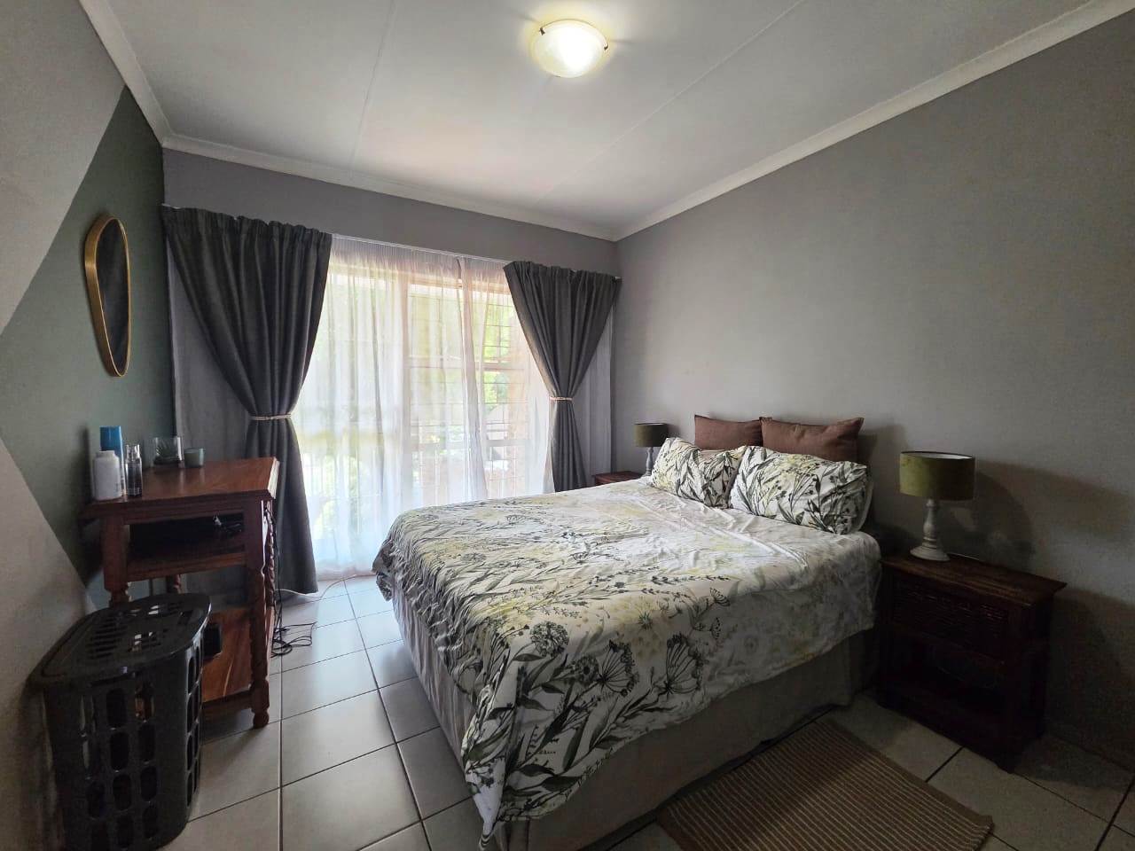 Three bedroom duplex for sale in Wonderboom