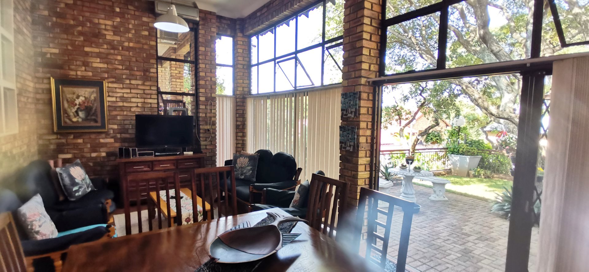 Three bedroom with study for sale in Ninapark