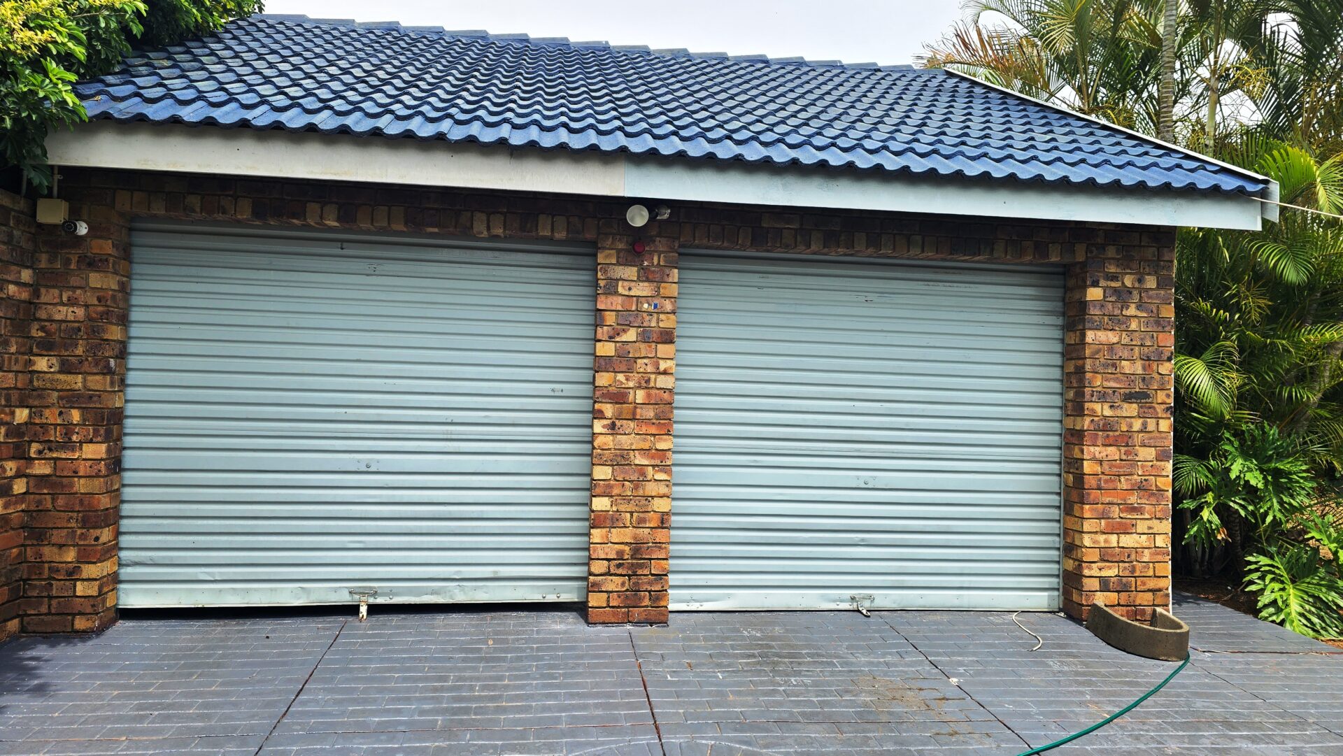 Three bedroom with pool for sale in Chantelle