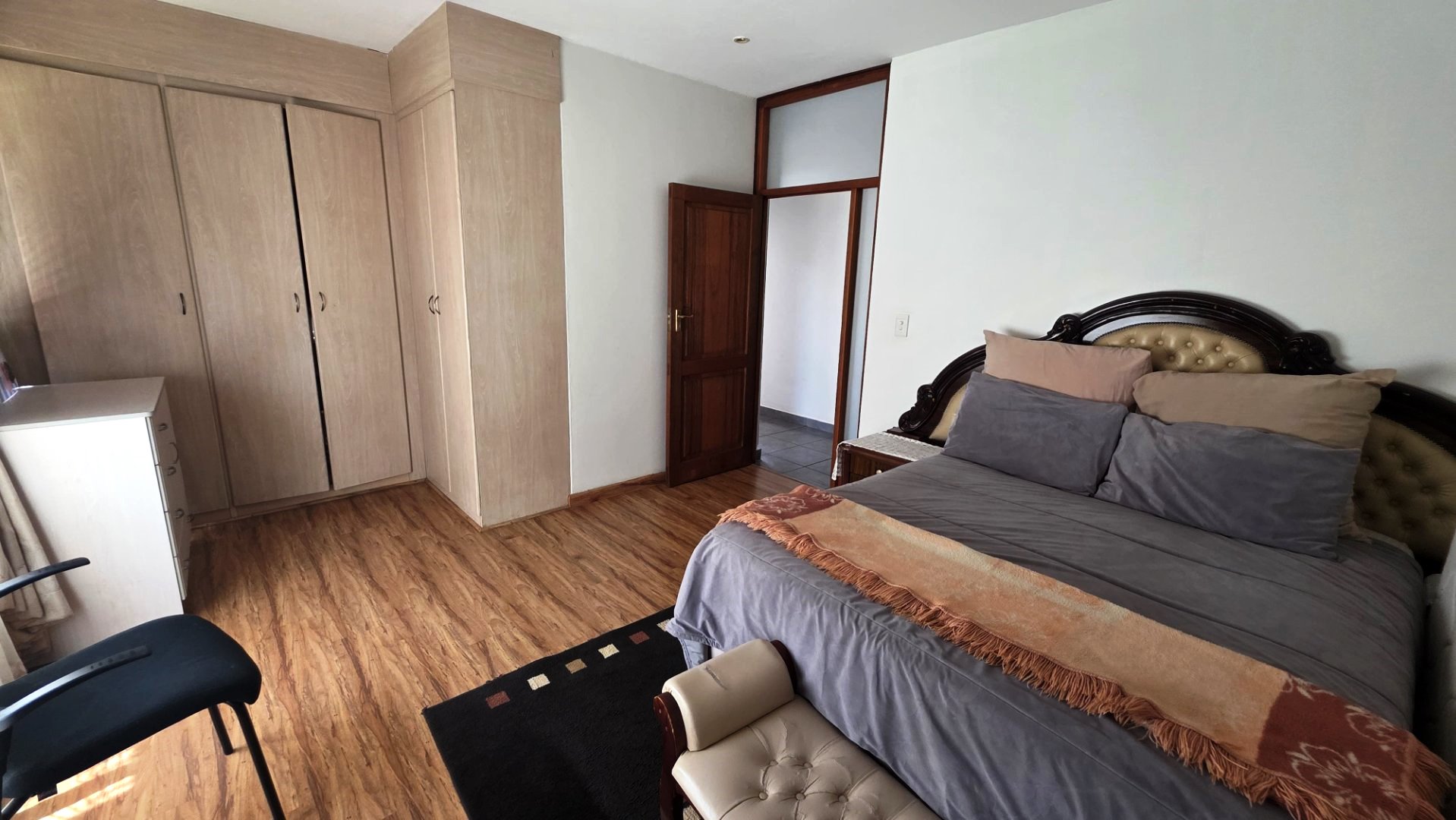 Five bedroom house for sale in Montana Tuine