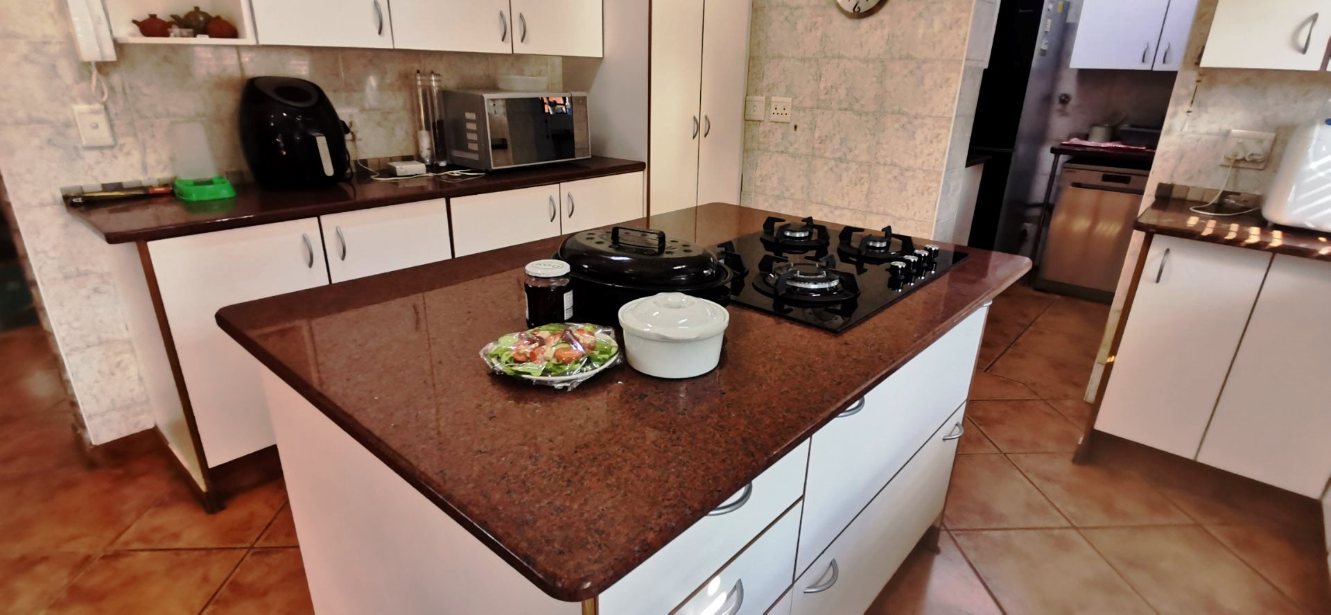 Three bedroom with study for sale in Ninapark