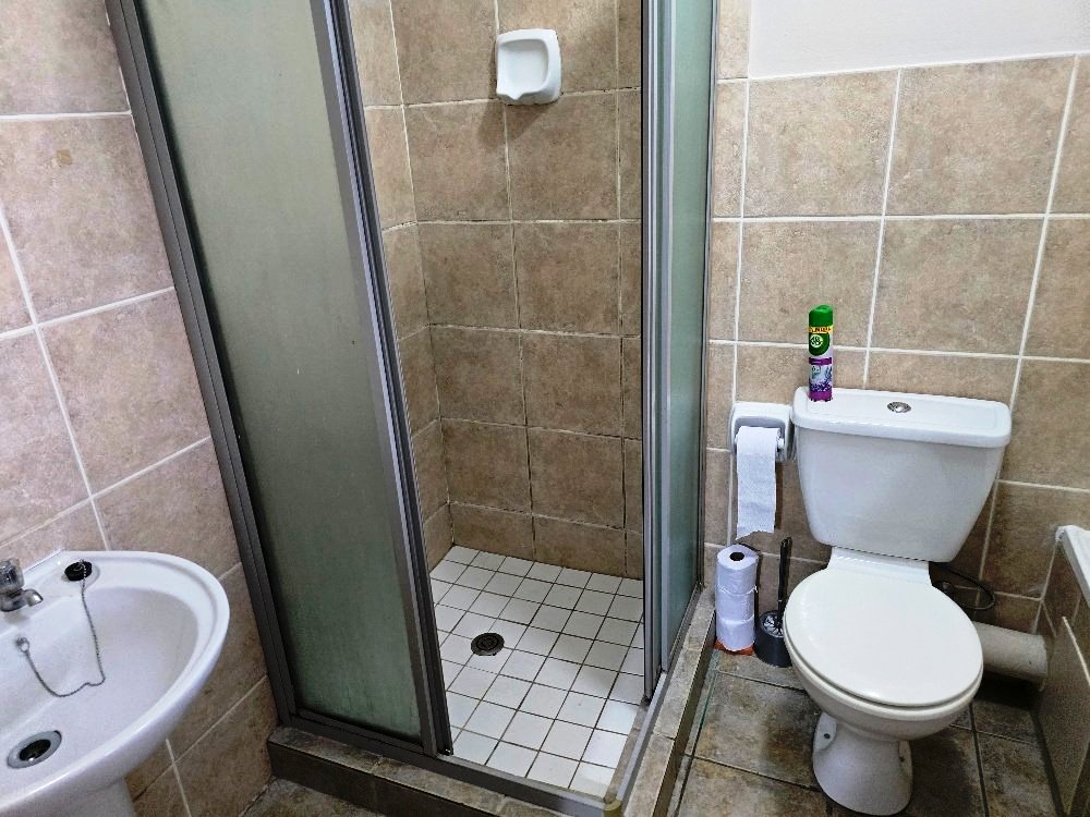 Three bedroom townhouse for sale in Sinoville