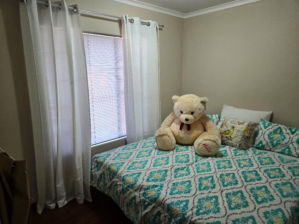 Three bedroom townhouse for sale in Sinoville