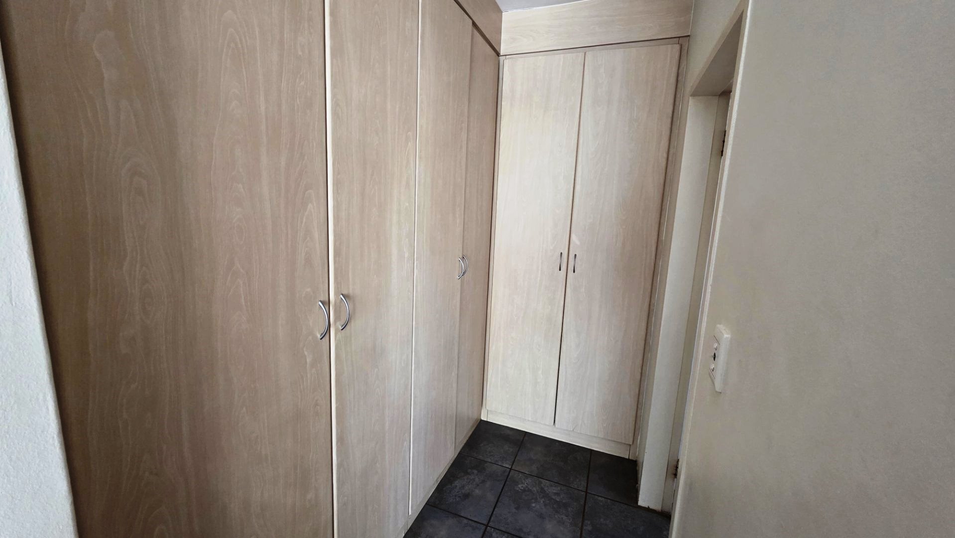 Five bedroom house for sale in Montana Tuine