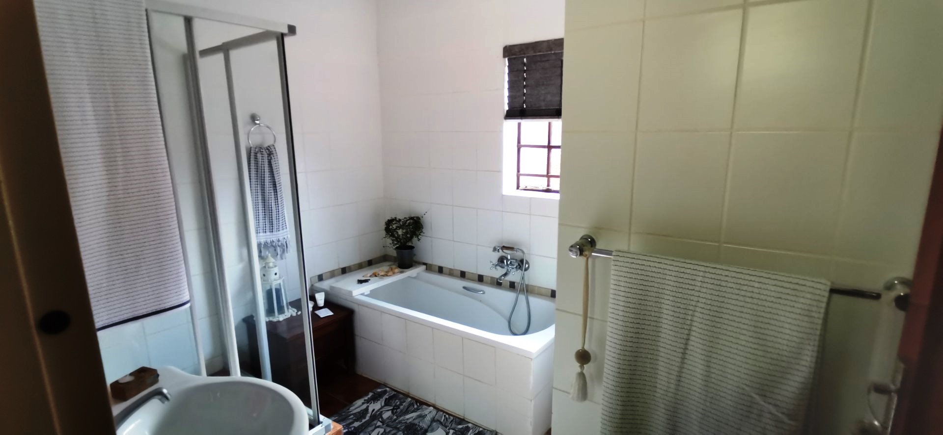 Three bedroom with study for sale in Ninapark