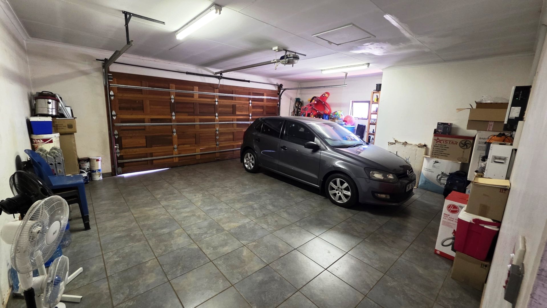 Five bedroom house for sale in Montana Tuine