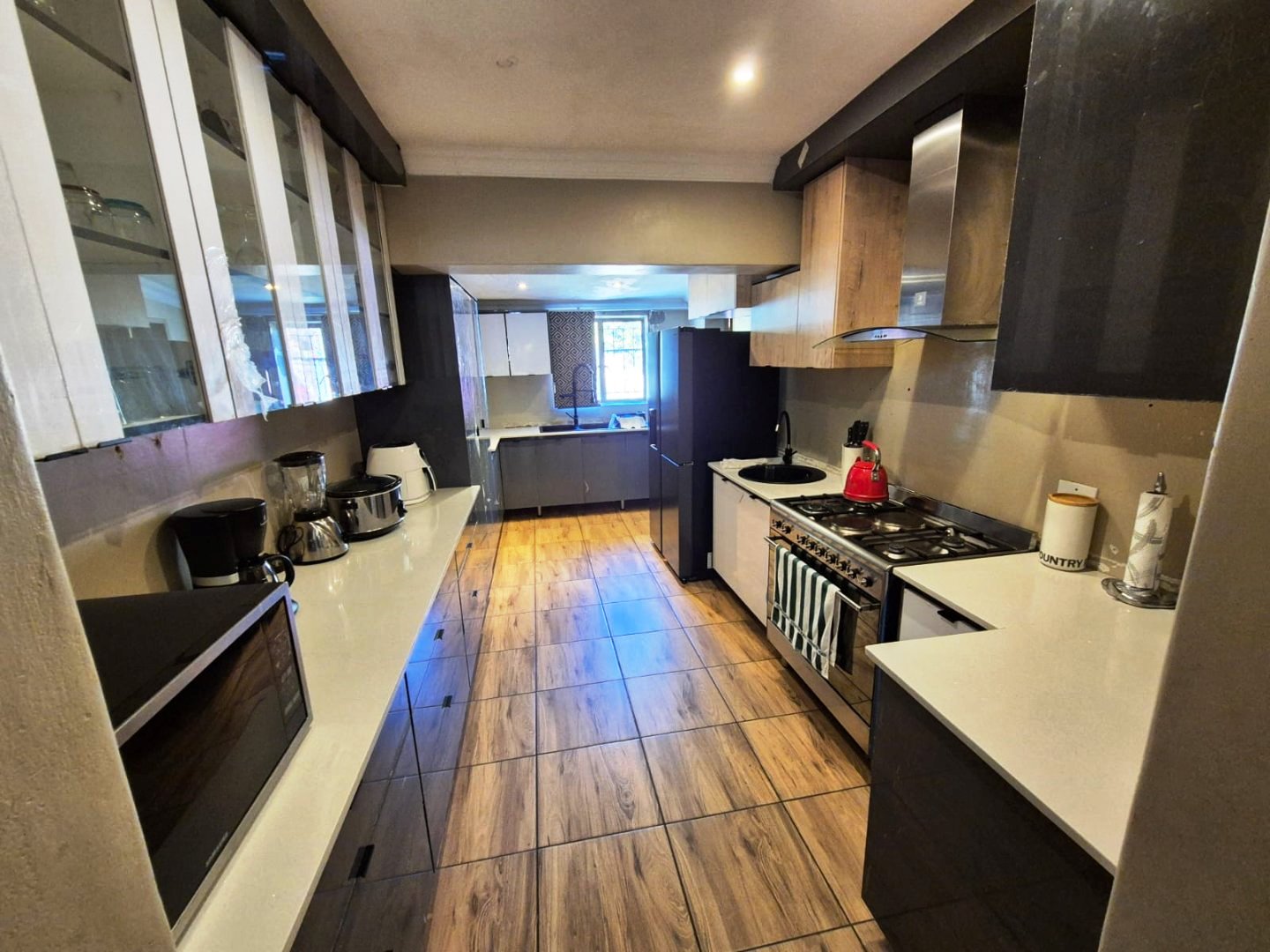 Three bedroom house for sale in Magalieskruin