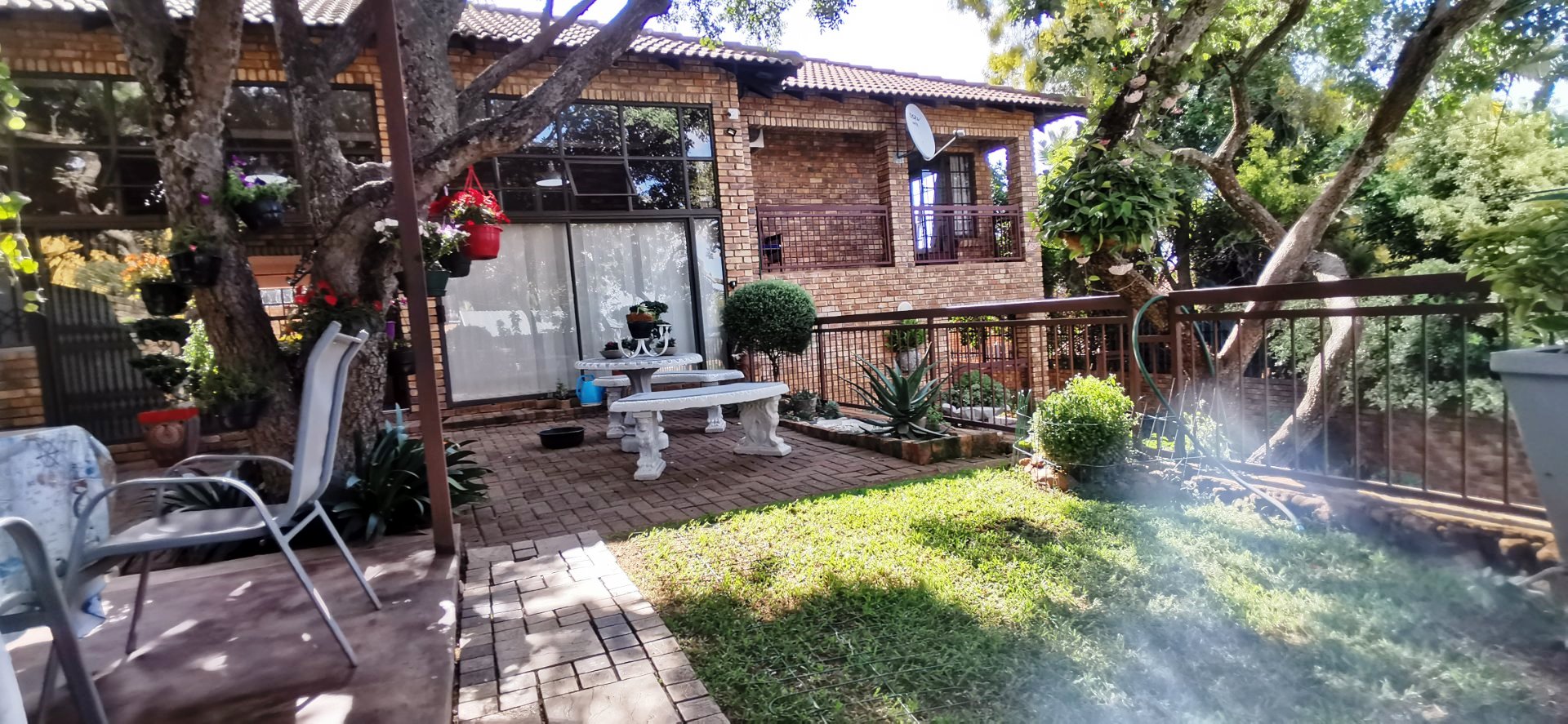 Three bedroom with study for sale in Ninapark