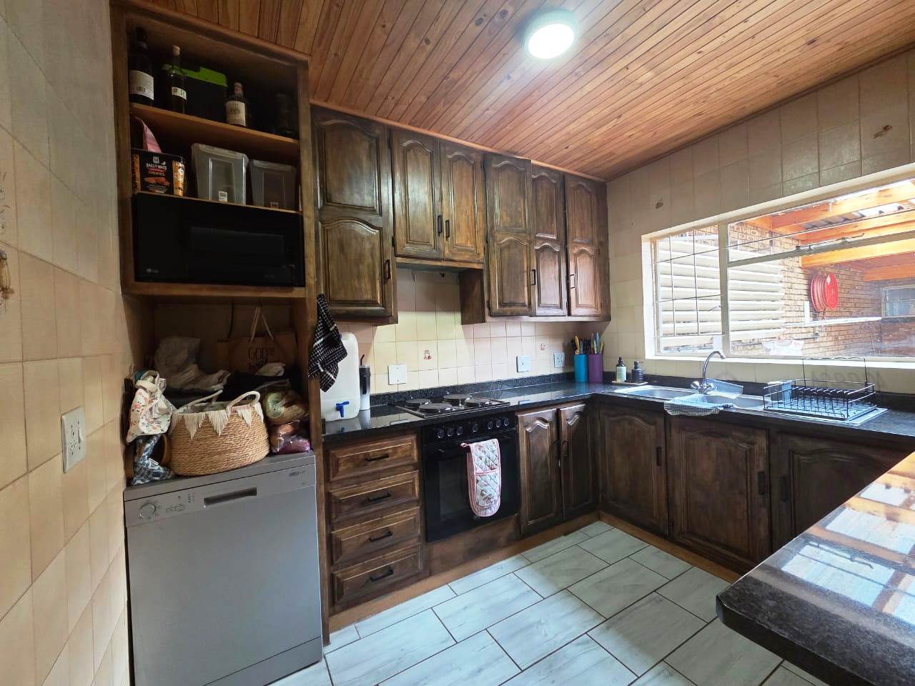 Three bedroom duplex for sale in Wonderboom