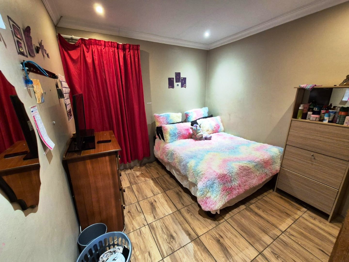 Three bedroom house for sale in Magalieskruin