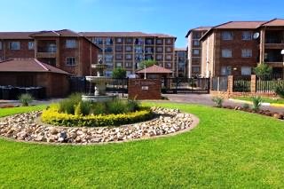 Two bedroom apartment for sale in Karenpark