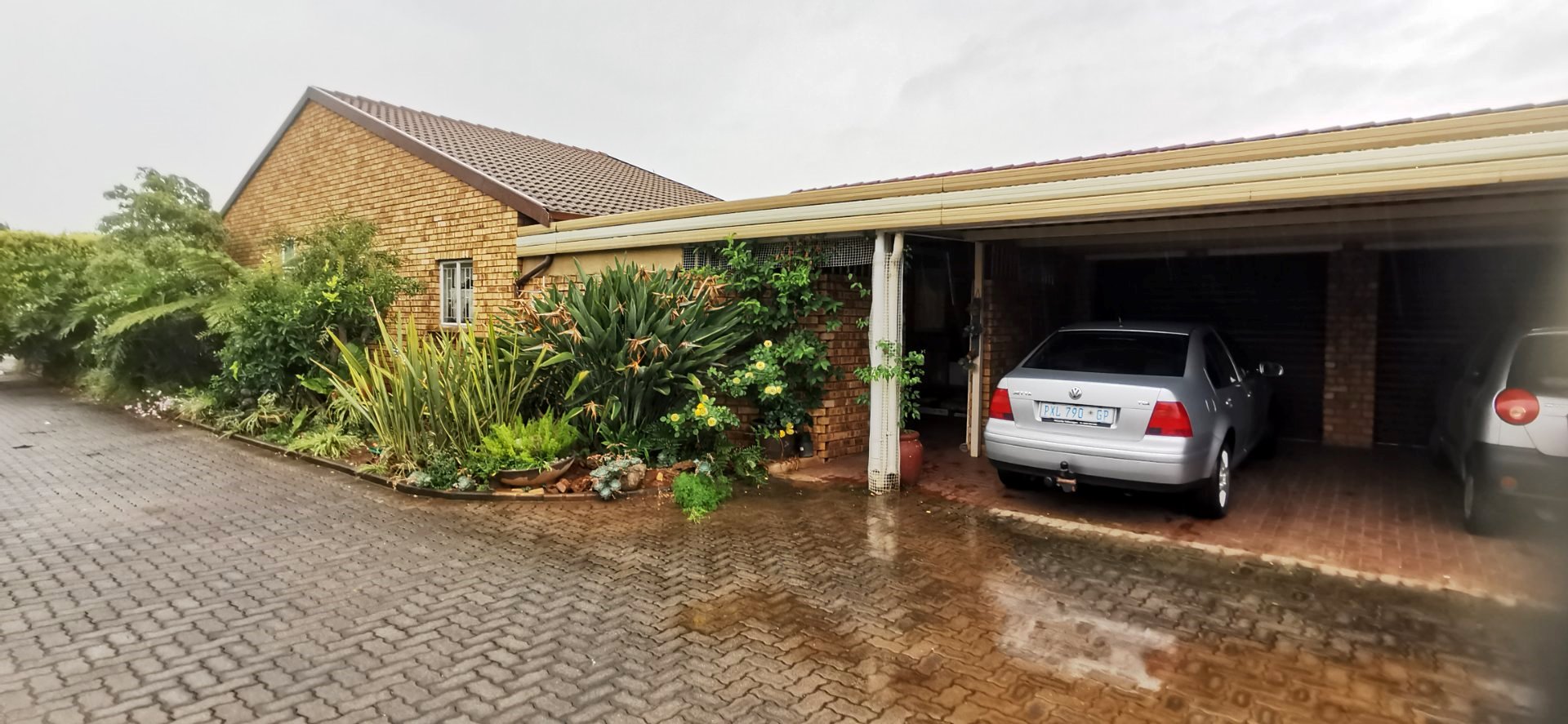 Two bedroom retirement living for sale in Clarina