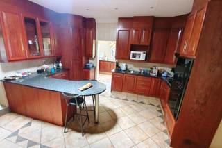 Two ha plot for sale in Heatherdale