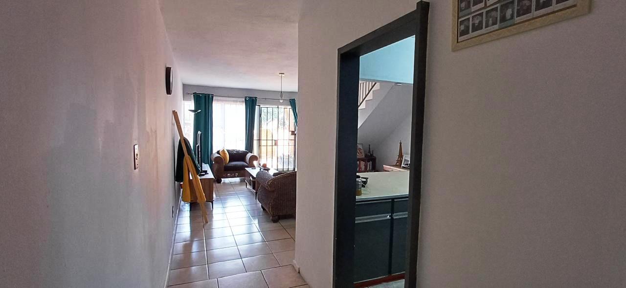 Large three bedroom for sale in Pta North area