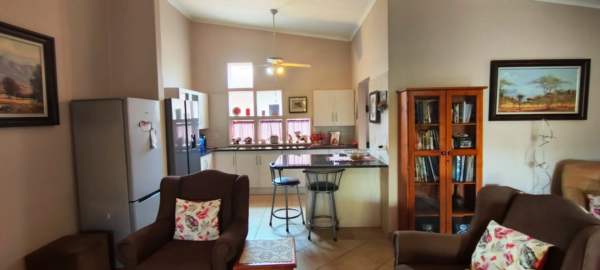 Three bedroom for sale in Clarina over fifty