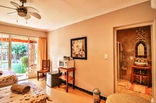 Lovely guest house for sale in Pretoria North