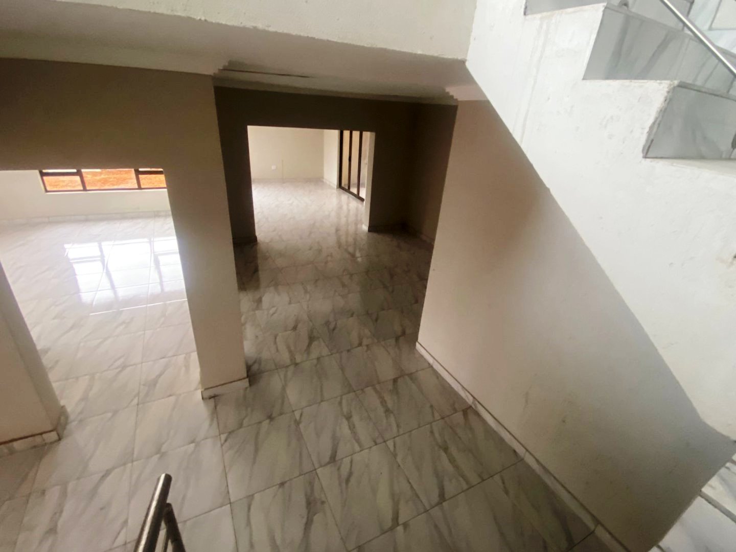 Modern four bedroom in Amandasig for sale