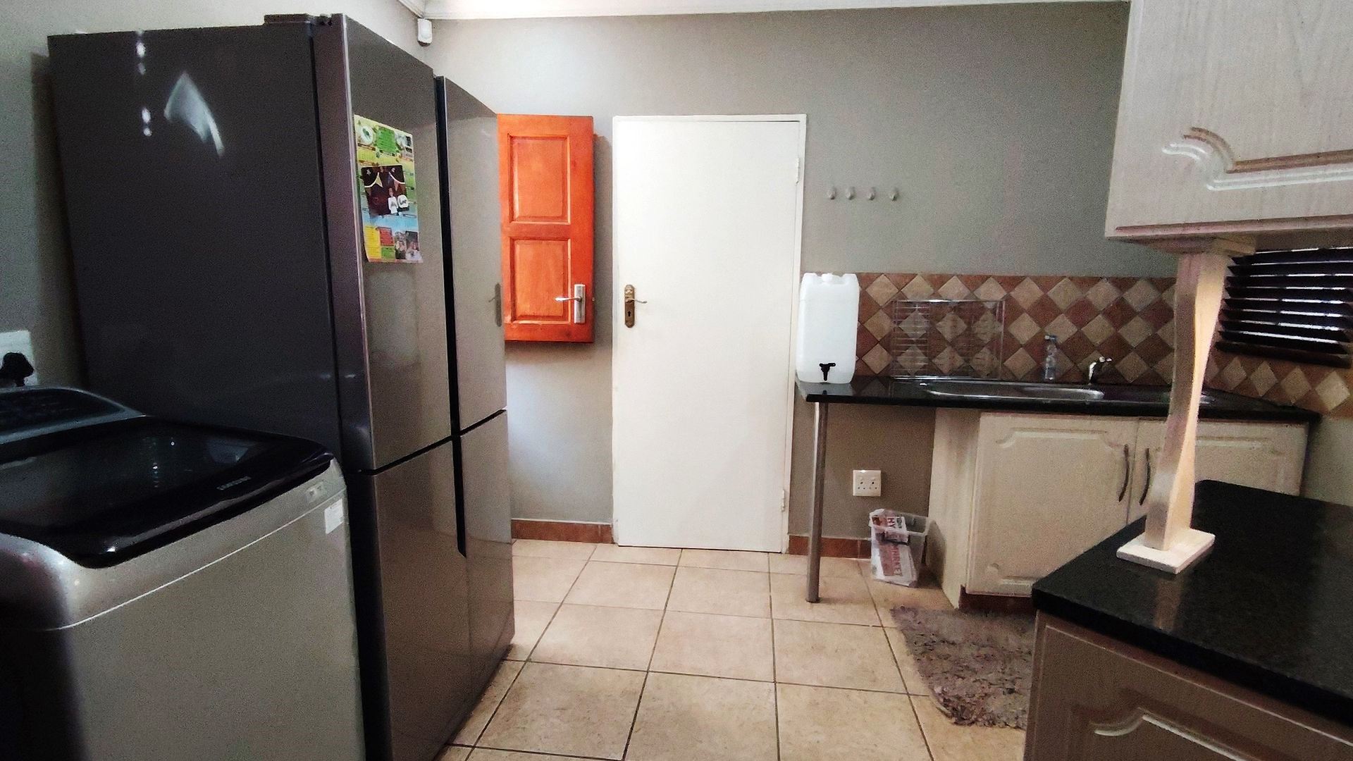 Three bedroom for sale in popular Montana