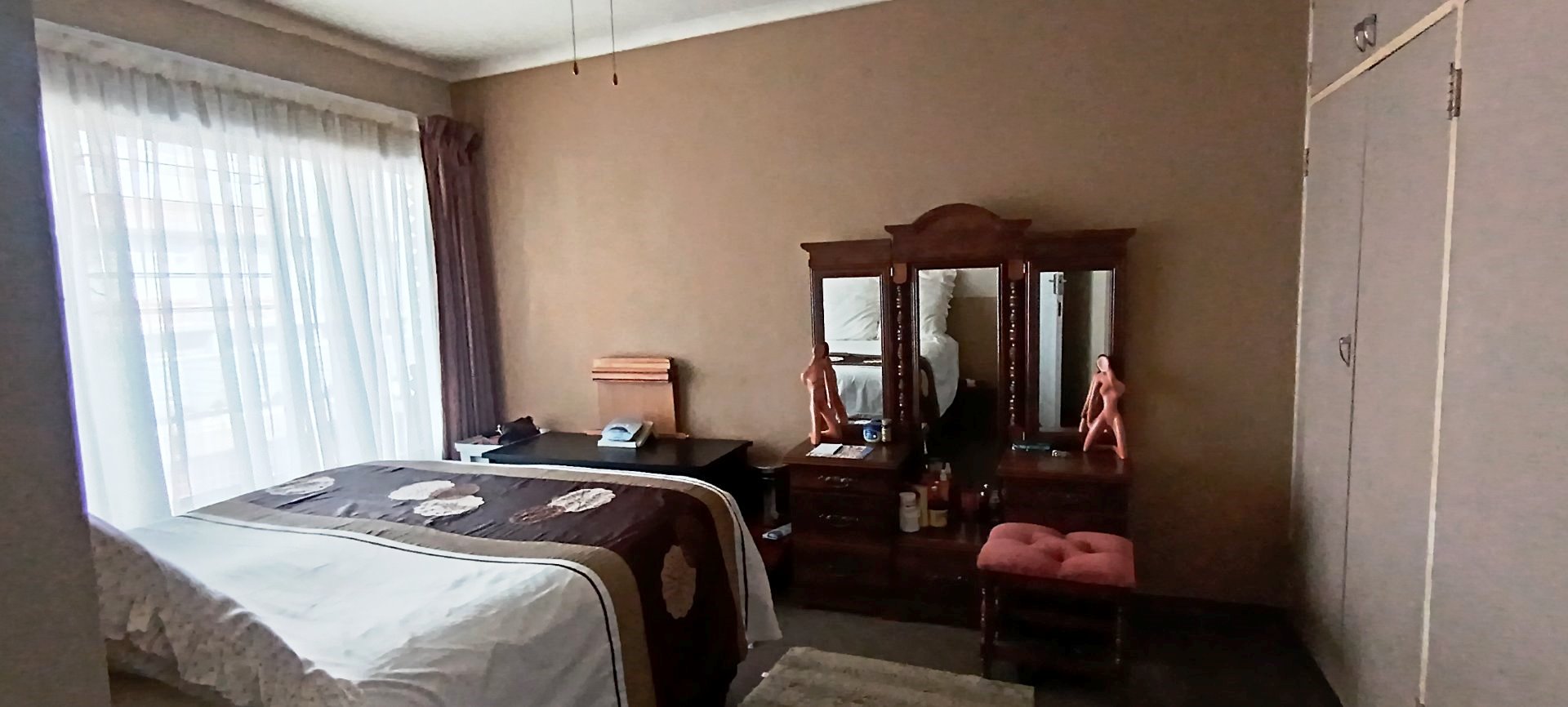 Three bedroom duplex for sale in Pta North