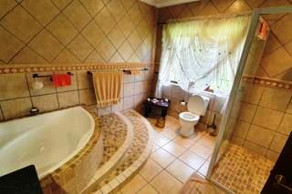 Two ha plot for sale in Heatherdale