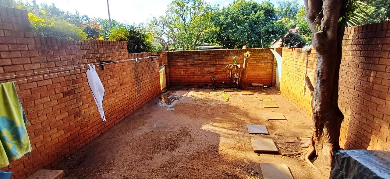 Large three bedroom for sale in Pta North area
