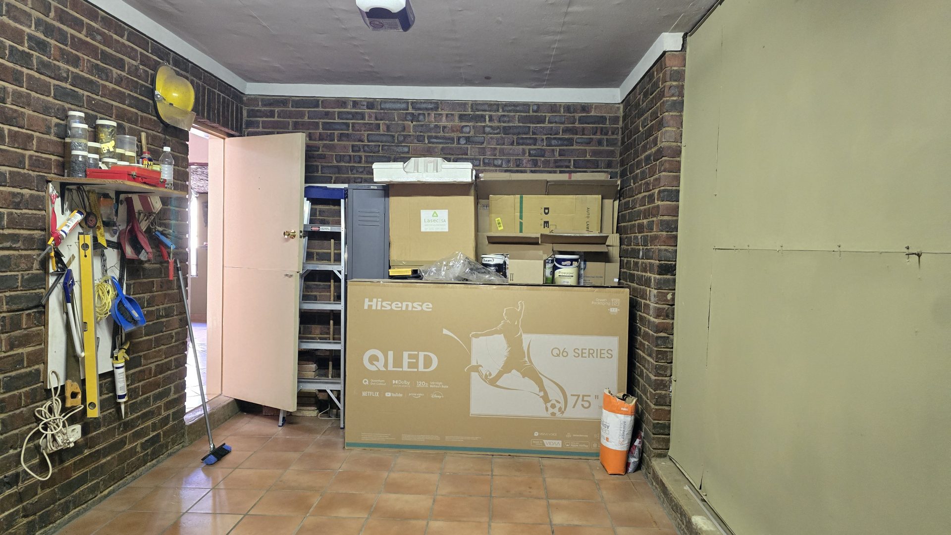 Lovely three bedroom for sale in Pta North