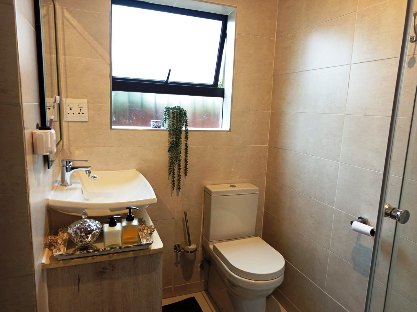 Three bedroom house for sale in Karenpark