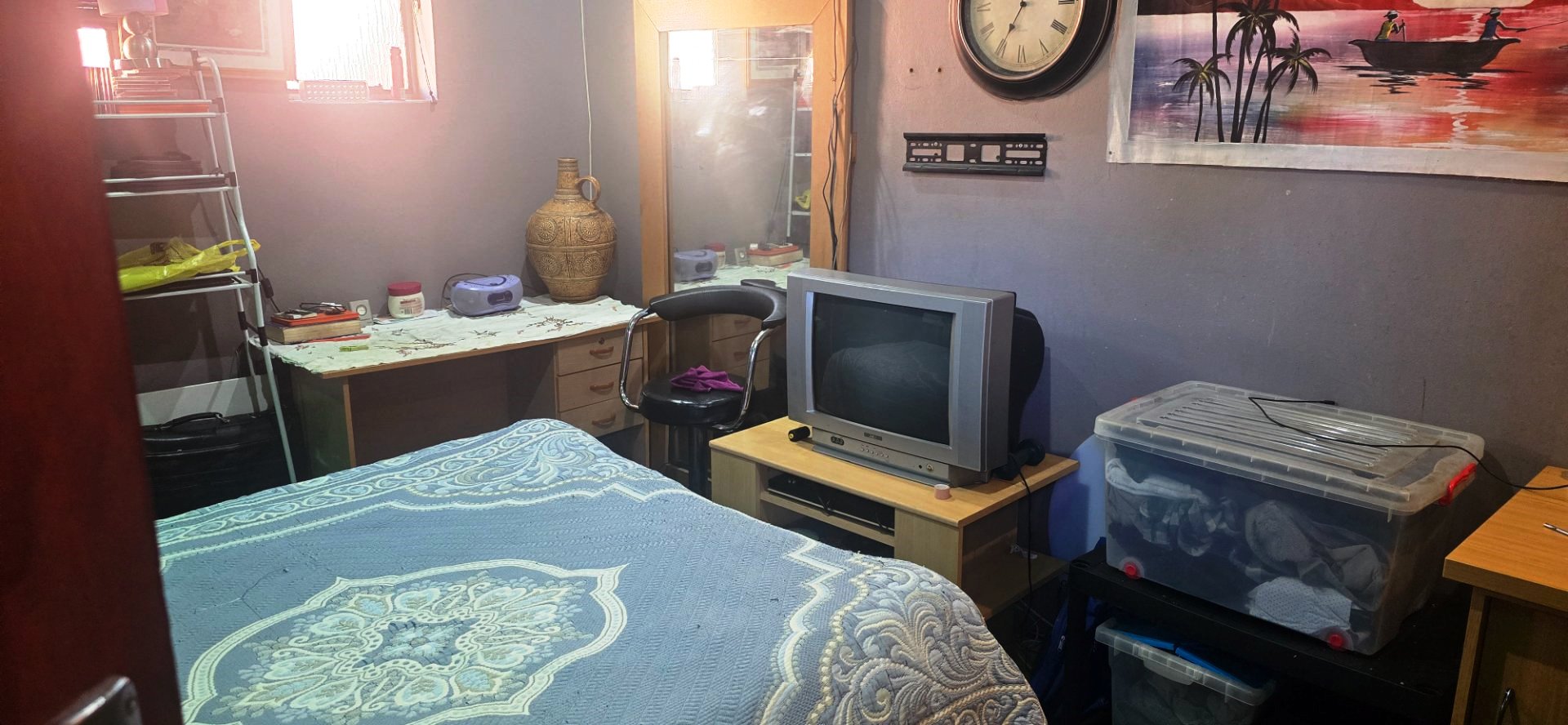 Three bedroom (five) house with pool for sale