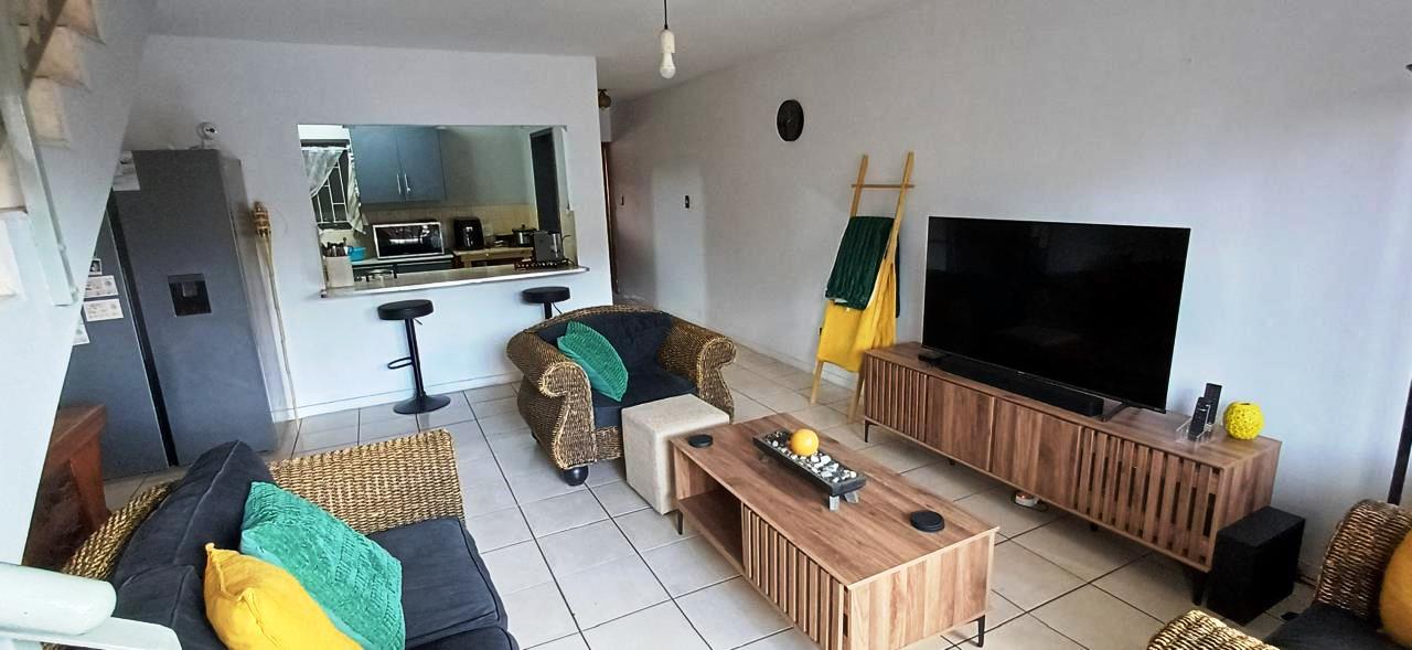 Large three bedroom for sale in Pta North area