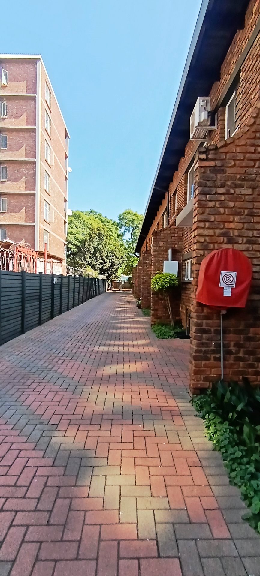 Three bedroom duplex for sale in Pta North