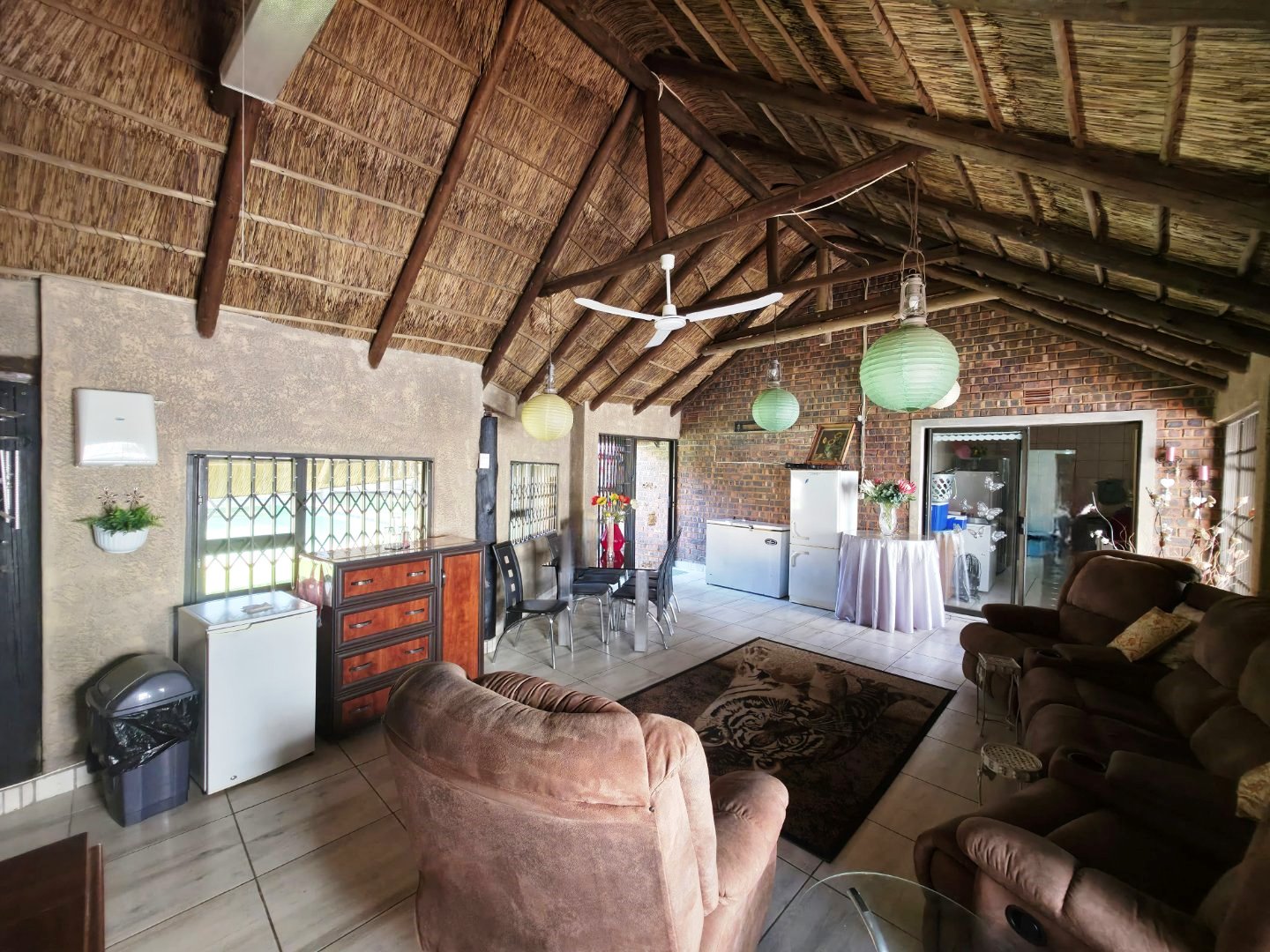 Large four bedroom house in Dorandia for sale