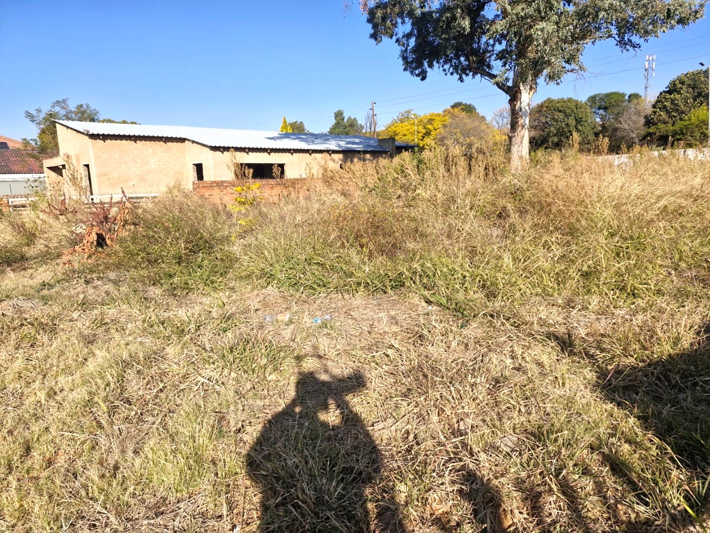 Dream home large stand for sale in Chantelle