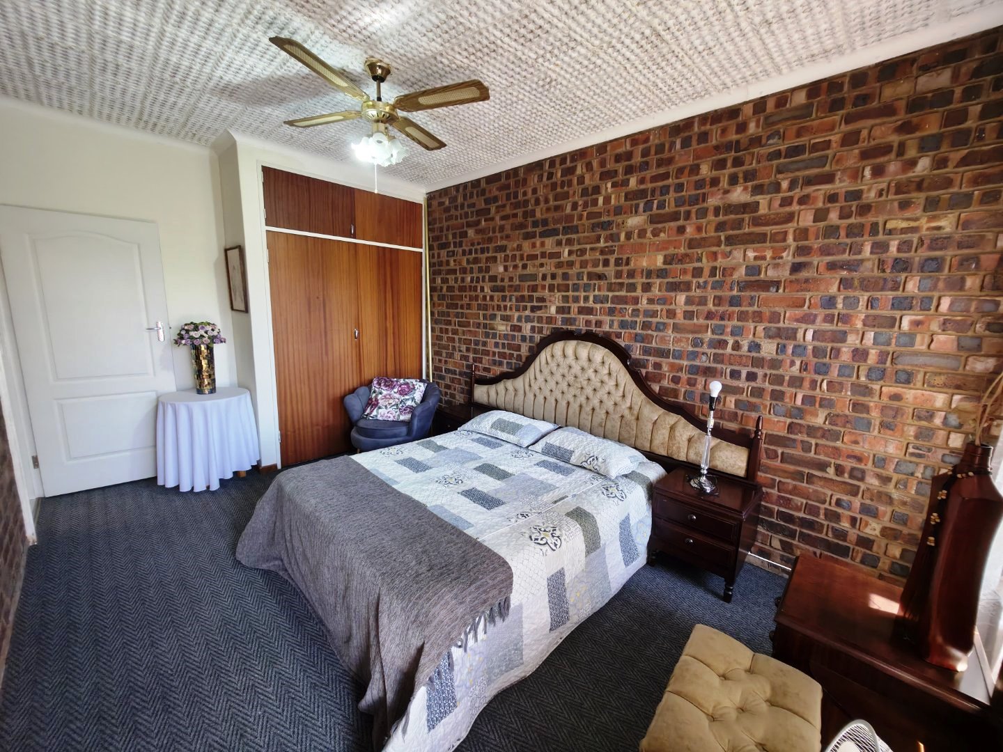 Large four bedroom house in Dorandia for sale